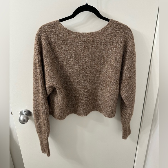 Aritzia Wilfred Tessin sweater - Picture 7 of 7